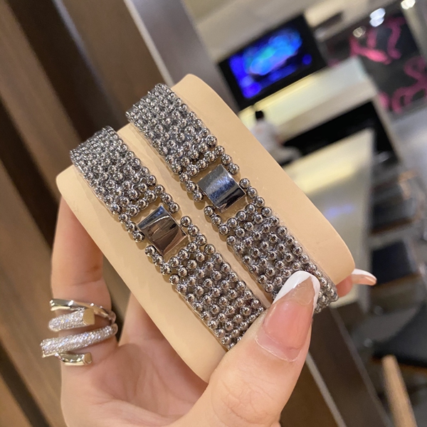 ブランド時計側面デザイン